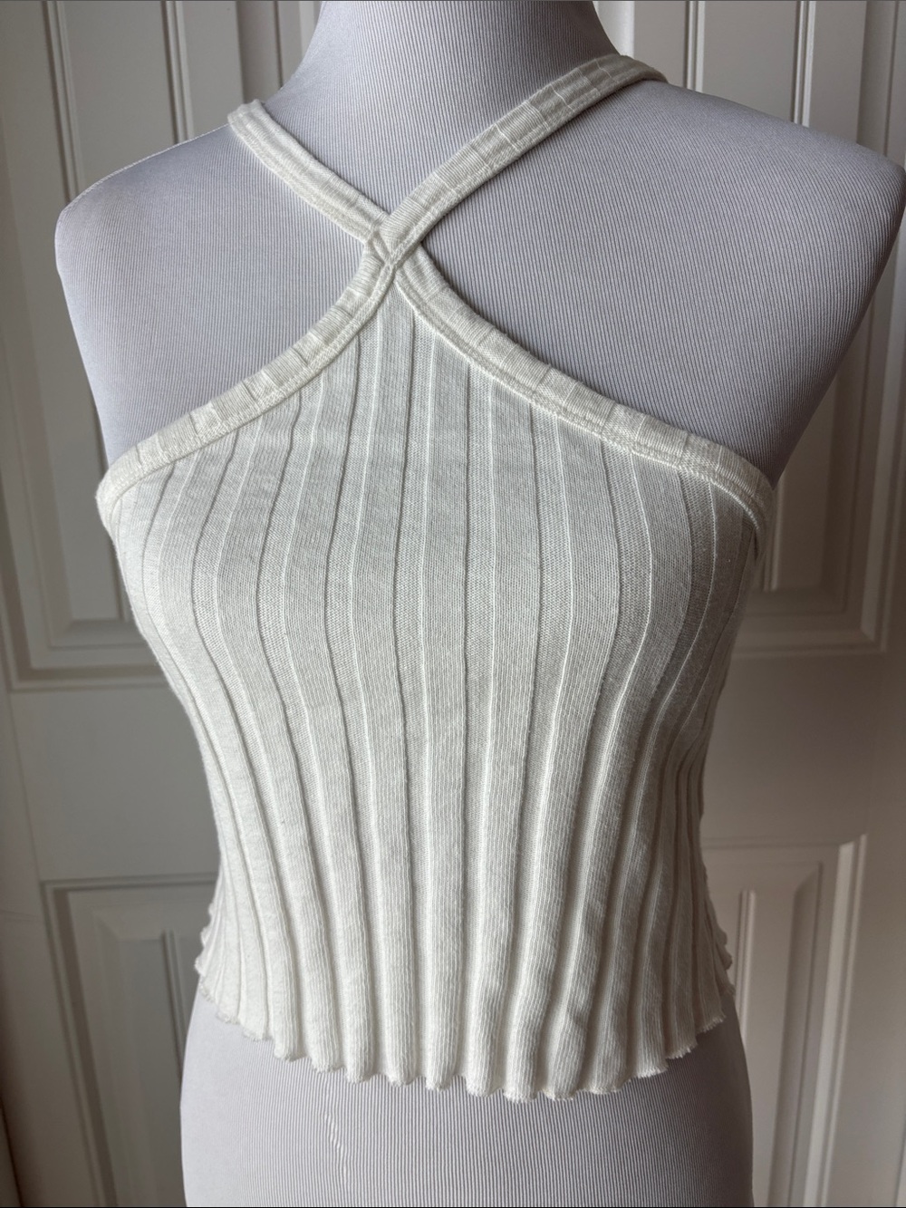 Ribbed Cross-Strap Crop Top - White